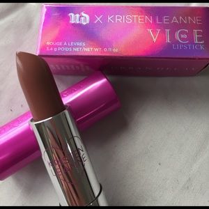 UD & Kristen Leanne // Vice Lipstick